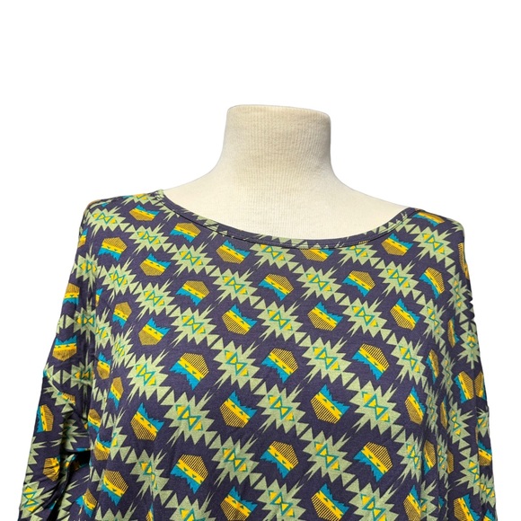 NWT LuLaRoe Irma | Unique Green Design | Size Small - Picture 2 of 5